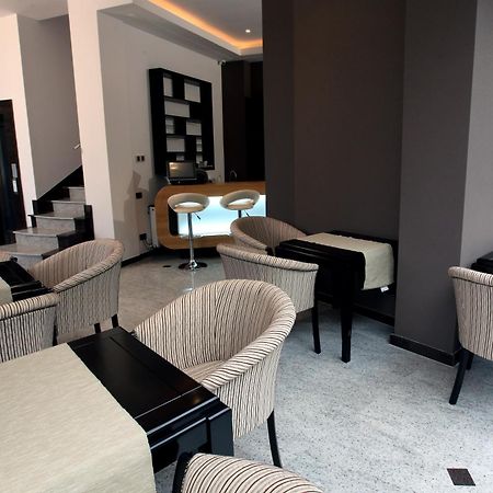 Ambiance Hotel Bucharest Exterior photo