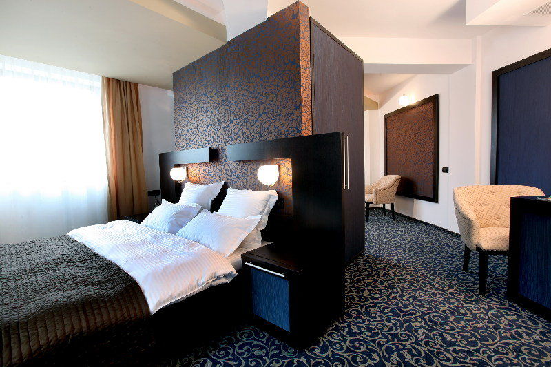 Ambiance Hotel Bucharest Exterior photo