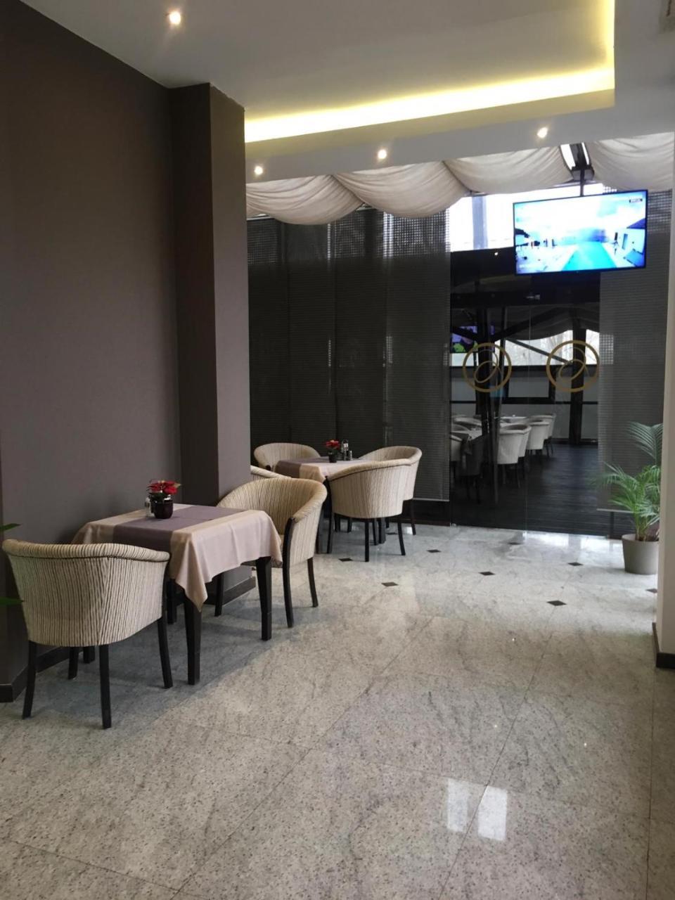 Ambiance Hotel Bucharest Exterior photo